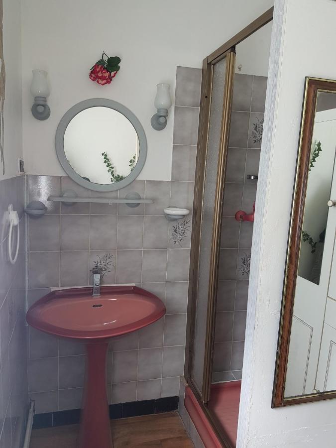 La Lisiere Appartement 2 Chambres Revin  Eksteriør bilde