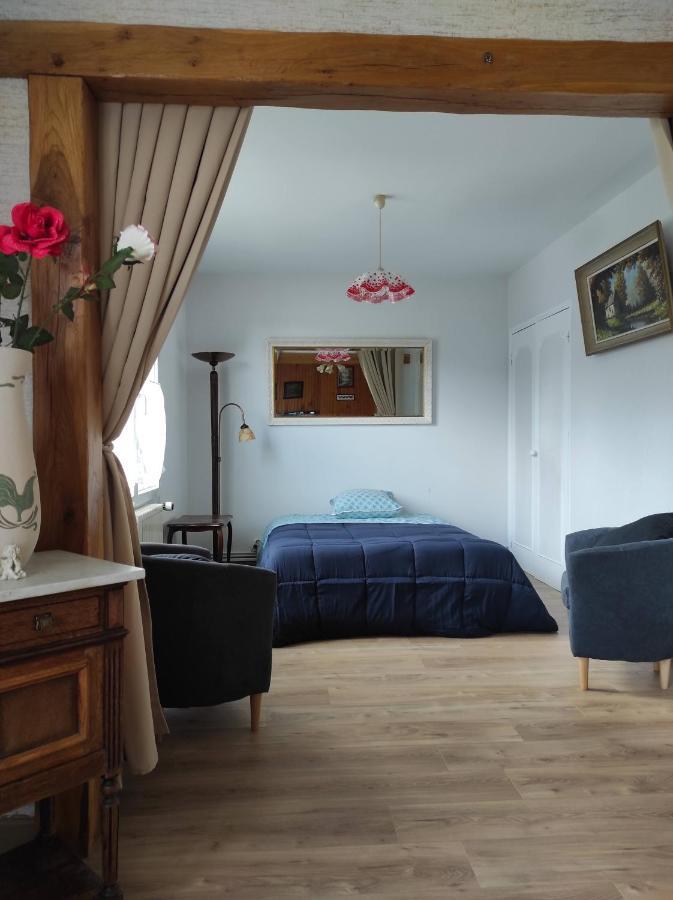 La Lisiere Appartement 2 Chambres Revin  Eksteriør bilde